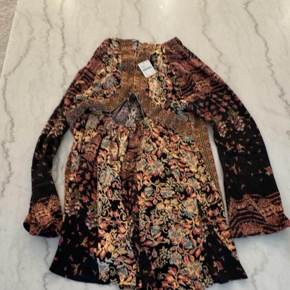 Free People Size Large Throw over Shirt With Sleeves Lightweight. New W Tag 0041